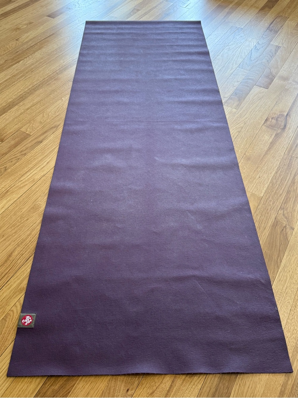 Manduka PRO yoga mat in Plum